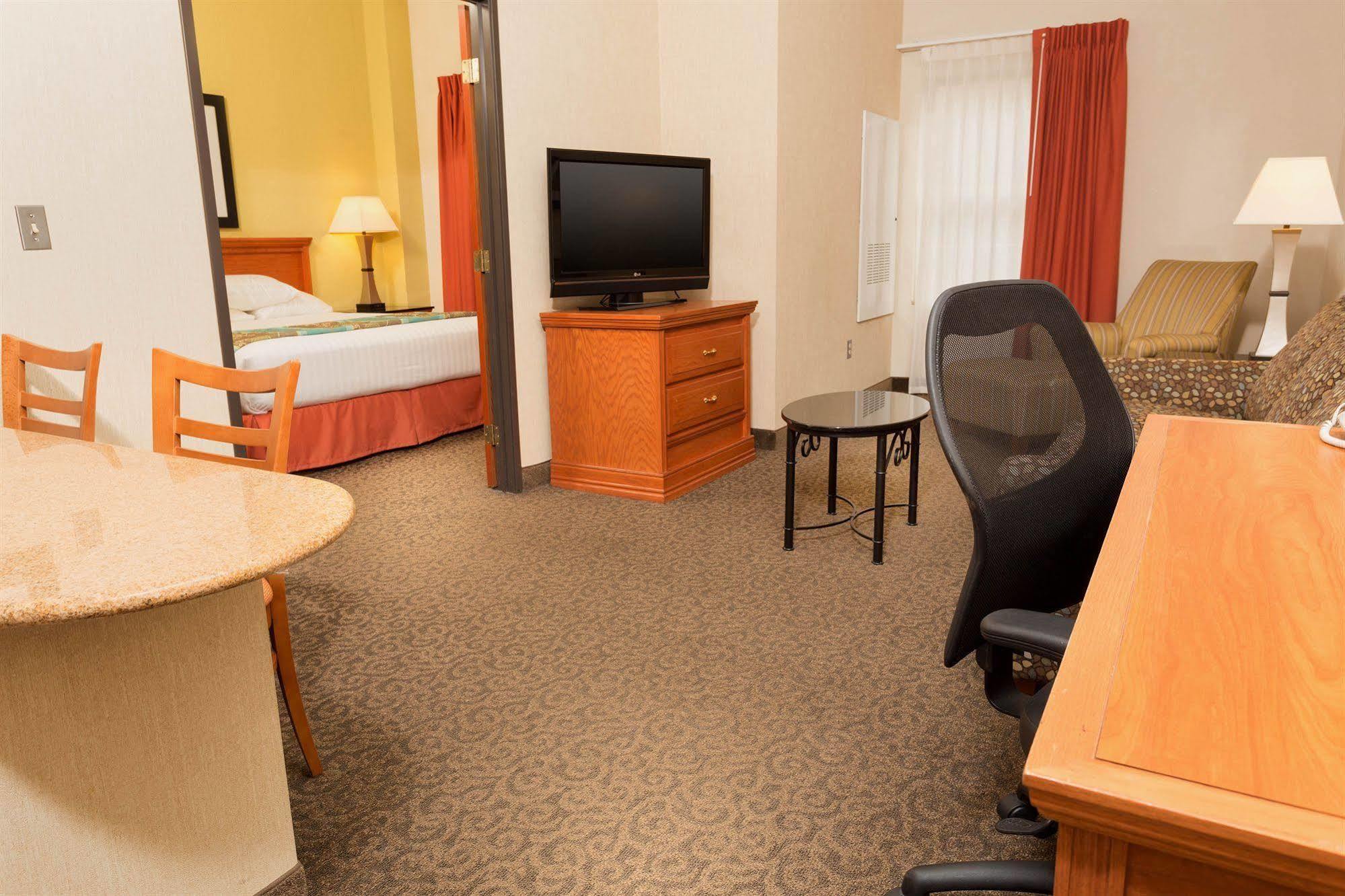 Drury Inn & Suites Mcallen Bagian luar foto